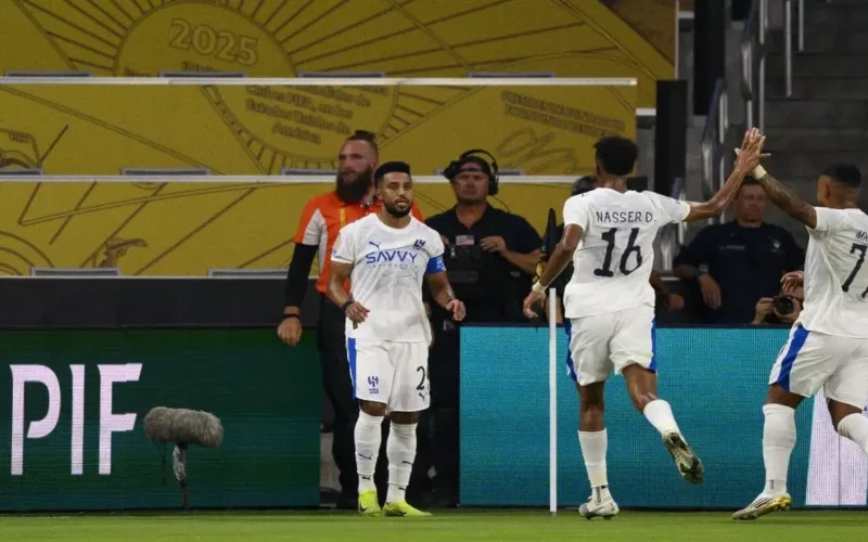 توقيت ومكان البث.. مباراة الهلال وشباب الأهلي في دوري أبطال آسيا